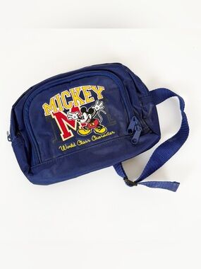 Vintage Walt Disney world blue Fanny pack
